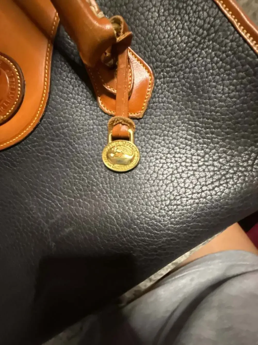 Dooney & Bourke Rare Vintage AWL Leather Shoulder Satchel B721 Navy British Tan